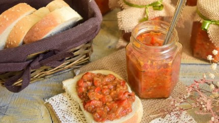 Cum să faci zacuscă tradițională. Rețeta clasică de toamnă