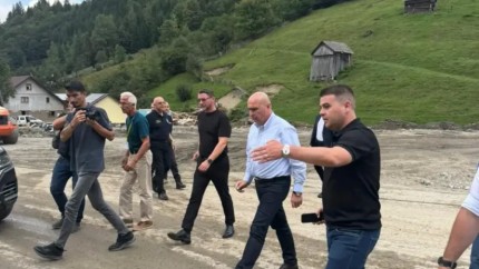 Ilie Bolojan vizită neanunțată la Broșteni. Ce a vrut să vadă premierul