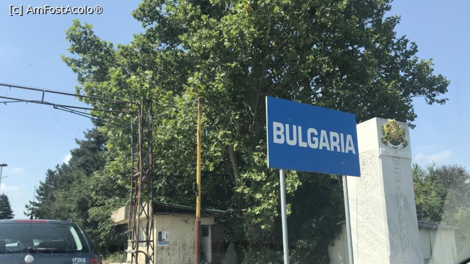Amenzi pe litoralul bulgăresc Peste 90 dintre cei care parchează ilegal în zonele protejate sunt turişti români