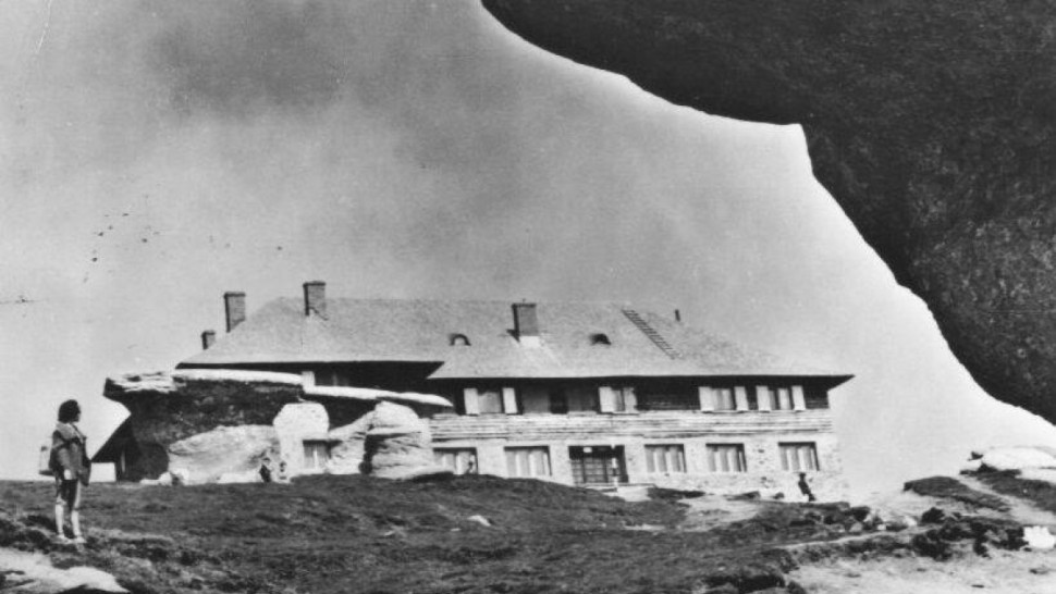 Cea mai cunoscută cabană din Bucegi scoasă la vânzare. Ar putea fi înlocuită cu un hotel de 4 stele