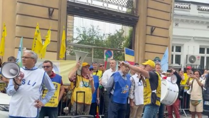 Revolta profesorilor. A zecea zi de proteste. Școala nu va începe pe 8 septembrie