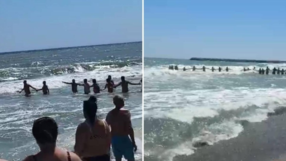 Număr record de intervenții pe litoral un turist a murit în larg. Lanț uman pentru salvarea a patru persoane VIDEO