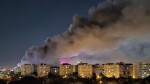 UPDATE Incendiu puternic în București Un pompier a ajuns la spital. Nivel de poluare extrem în toată Capitala VIDEO