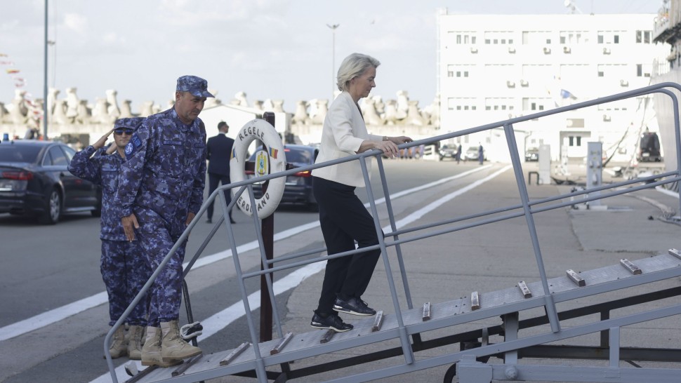 Incidentul GPS al avionului Ursulei von der Leyen nu a fost amenințare hibridă sau cibernetică. Nu există motive pentru alte investigații