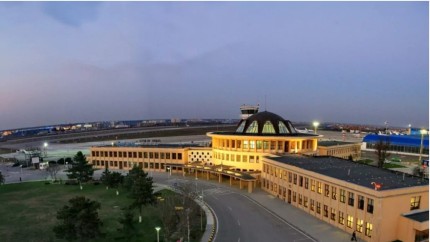 Aeroportul Băneasa va fi modernizat. Pasagerii vor avea un nou terminal