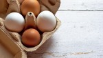 Alertă alimentată în două mari supermarketuri. Ouă contaminate cu salmonella la raft