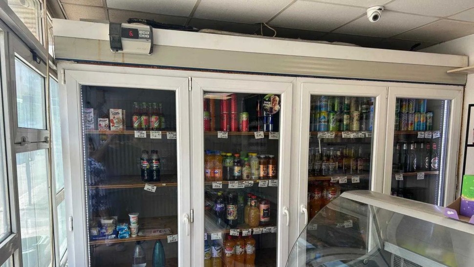 Statul vrea să impună preț fix pentru sticlele de apă de 05 l. Fără jaf în aeroporturi gări metrou