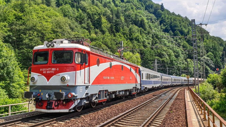Adio călătorii cu trenul. CFR suspendă circulația pe mai multe rute | Lista