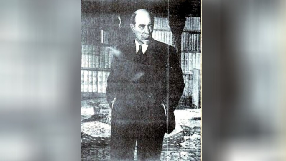 Tumultuoasa viaţă a fostului ministru Istrate Micescu. Cărţile vânătoarea şi femeile marile sale pasiuni