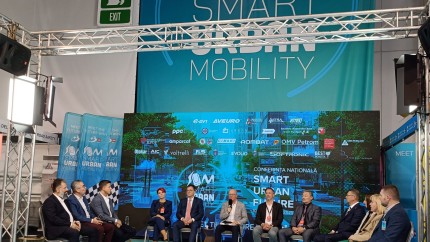 Soluții sustenabile de transport prezentate de Primăria Craiova și compania Softronic la evenimentul Smart Urban Mobility