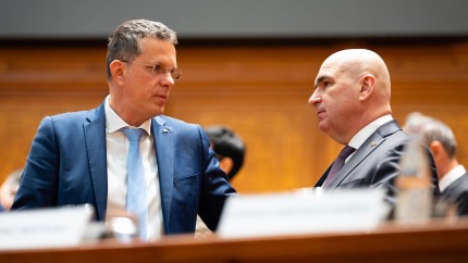 Premierul Bolojan prima reacție în scandalul studiilor lui Ionuț Moșteanu Eu nu lucrez cu CV-uri și diplome lucrez cu oameni