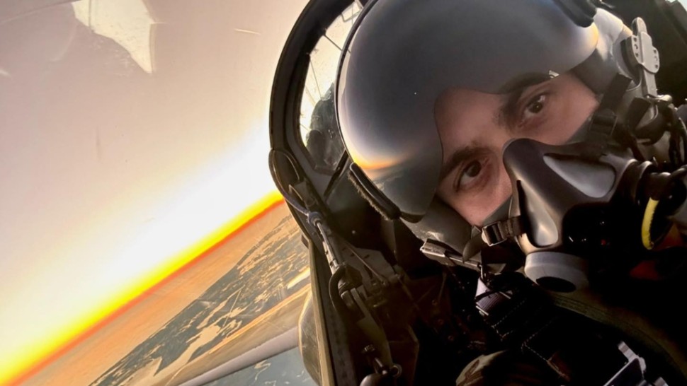 Un român de 25 de ani cel mai tânăr instructor pentru viitorii piloţi ai NATO