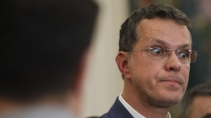 Ministrul Apărării Ionuț Moșteanu și-a dat demisia Scandalul documentelor false i-a venit de hac