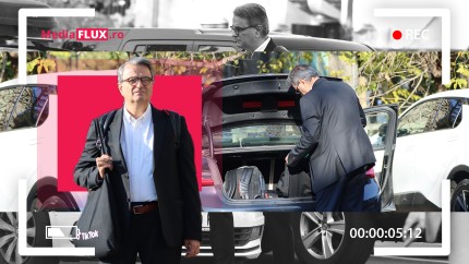 Lucian Mîndruță mândrul Cavaler de Cornu își plimbă prin Dorobanți costumul Joop. Când pe jos când cu BMW-ul FOTO PAPARAZZI