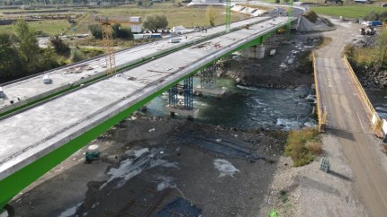 Pod nou între România și Ucraina peste râul Tisa. Când va fi deschis circulației