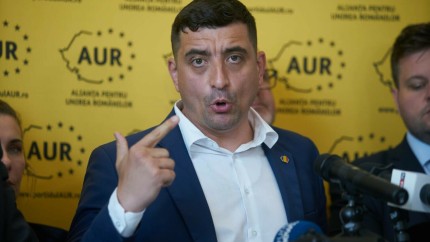 Congresul Național AUR la Alba Iulia. Partidul candidatului unic. George Simion sigur de victorie
