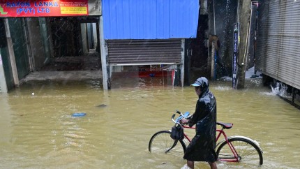Prăpăd făcut ciclonul Ditwah în Sri Lanka. Bilanțul inundațiilor și a alunecărilor de teren a crescut la 153 de morţi