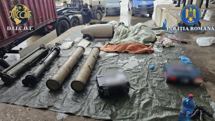 Șoferul camionului cu arme oprit în Vama Albița a fost reținut Grupare specializată în contrabandă cu arme și muniții cu destinația Israel