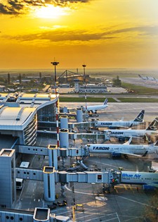 Trafic aerian în creștere pe aeroporturile din București. Record de pasageri în primele șase luni ale acestui an