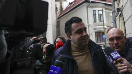 Răzvan Cuc fost ministru al Transporturilor din guvernul Grindeanu a fost reținut de DNA într-un dosar de mită