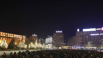 Noi proteste privind Justiţia au loc în weekend în Bucureşti şi în mai multe oraşe din ţară. Mii de oameni au ieșit în stradă