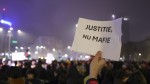 Un nou protest în Piața Victoriei. Sute de oameni scandează Vrem justiție nu corupție