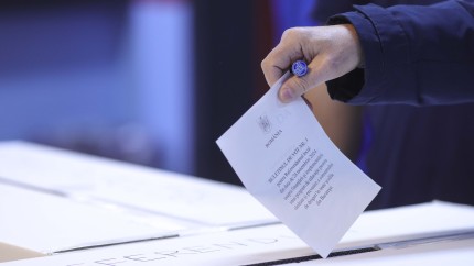 Alegeri locale parțiale 2025. Atribuțiile primarului consiliului local și consiliului județean