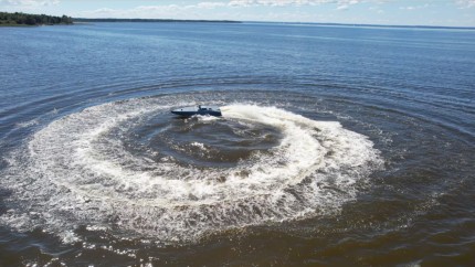 O dronă maritimă a fost detonată de scafandrii militari în Marea Neagră. Punea în pericol navigația
