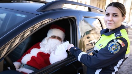 MAI a gestionat 1.600 de misiuni în ultimele 24 de ore în România Prima zi de Crăciun s-a desfăşurat în siguranţă fără incidente majore 