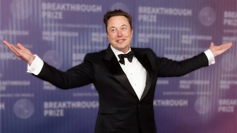 Forbes. Averea lui Elon Musk a ajuns la 677 de miliarde de dolari