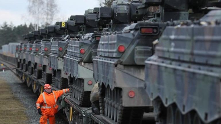 8222Schengenul militar a fost aprobat de Parlamentul European. Se asigură trecerea trupelor în 24 de ore dacă Rusia atacă NATO