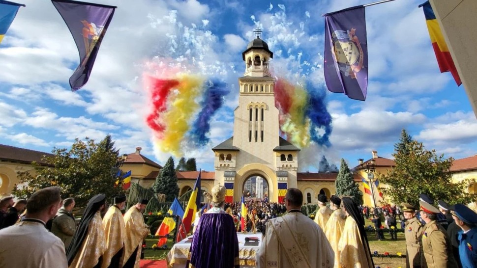 Slujba de Te Deum oficiată în biserici de Ziua Naţională. Recunoștință pentru libertatea și unitatea neamului românesc