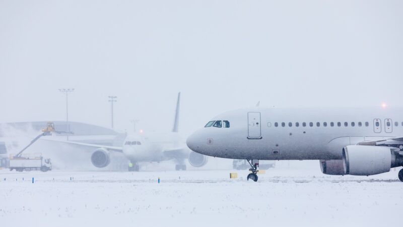 Poleiul a închis aeroporturile din Viena Bratislava şi Budapesta. Zborurile din Praga au fost limitate