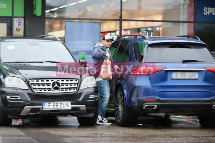 Mihai Rait, lăsat fără cheile la mașină chiar de soție! Cunoscutul actor din Las Fierbinți a rămas pe din afară FOTO și VIDEO: PAPARAZZI MEDIAFLUX