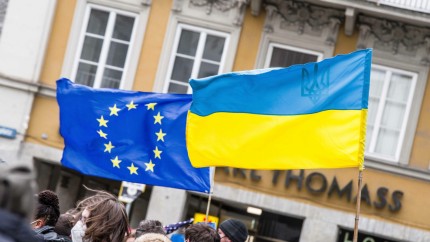 Executivul UE ia în considerare ideea unei aderări rapide dar limitate a Ucrainei. Ce ar presupune