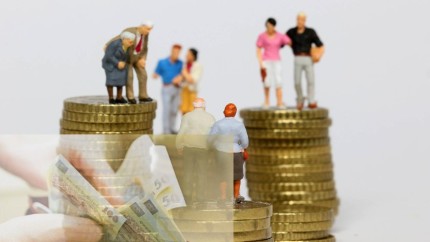 Doar specialii scapă de interzicerea cumului pensie-salariu la stat. Proiectul pe masa Guvernului