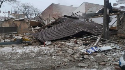 Explozie la o anexă din curtea Poliţiei Rutiere Lugoj Două persoane au fost rănite şi una cu atac de panică