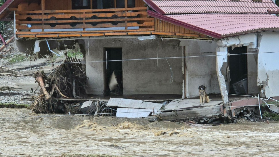 Cod Galben de inundaţii Atenționarea hidrologilor până marți pe râuri din cinci județe