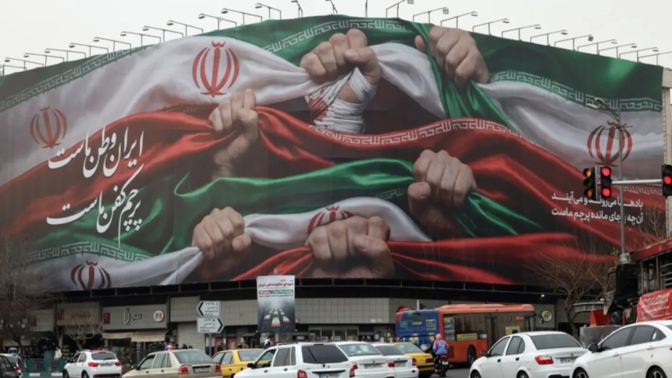 MAE ridică alerta la 9 din 9 pentru Iran. Circa 400 de cetățeni români se mai află în această țară