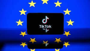 UE pregătește măsuri împotriva TikTok și Instagram Acuzații privind designul care creează dependență la copii