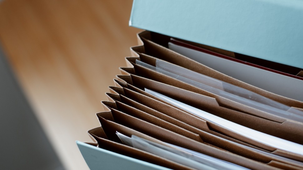 Ministerul Dezvoltării a pus în transparență OUG privind tăierile din administrație Dispar 10 din posturi în administrația locală și se reduc cu 10 cheltuielile de personal din cea centrală