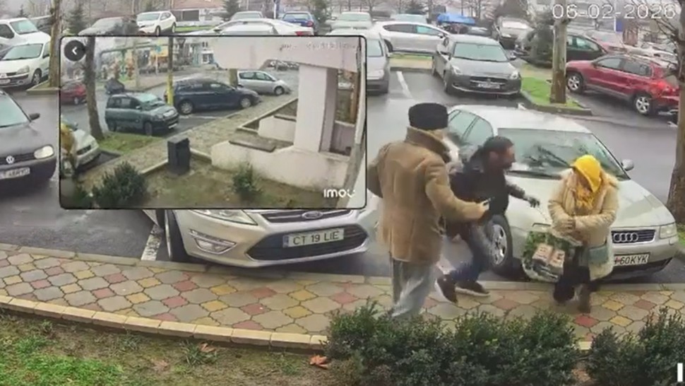 Bătrânii jefuiți în plină stradă de banii împrumutați de la CAR în Cernavodă și-au recuperat suma Totul a fost filmat. Două persoane reținute VIDEO