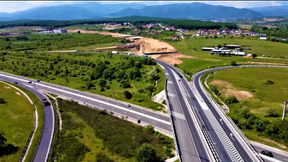 Circulație închisă pe ambele sensuri succesiv pe Autostrada A1 Sibiu  Deva în noaptea de luni spre marți