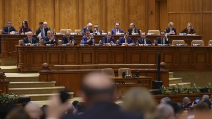 Legea bugetului de stat pe 2026 a fost adoptată vineri de Parlament UPDATE Anunțurile lui Ilie Bolojan și Sorin Grindeanu VIDEO