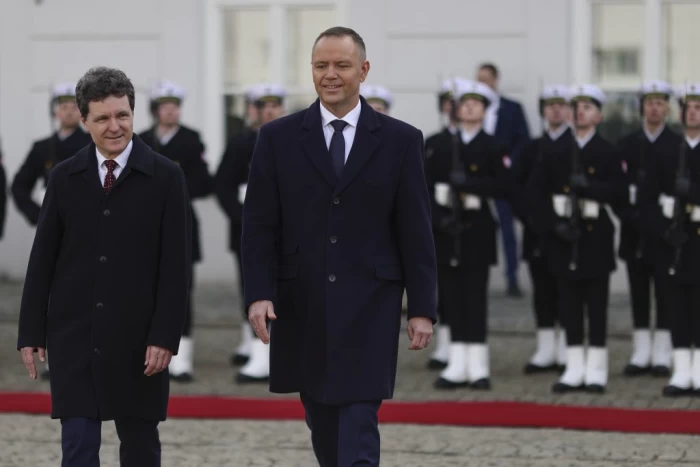 Nicușor Dan și Karol Nawrocki, președintele Poloniei