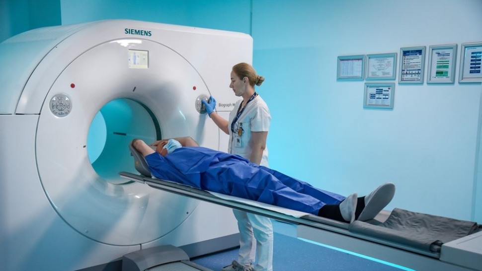 Progres major în diagnosticul avansat al cancerului de prostată. SANADOR introduce examenul PET-CT PSMA în premieră pentru România