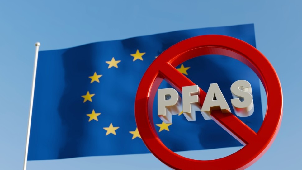 UE anunță restricții severe pentru poluanții eterni PFAS Riscurile pentru sănătate sunt imense