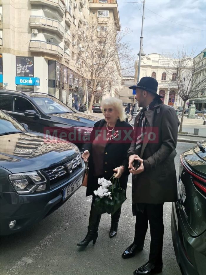 Primele imagini de la priveghiul lui Zsolt Kerestely, marele compozitor. Nume importante din lumea artistică și-au luat adio