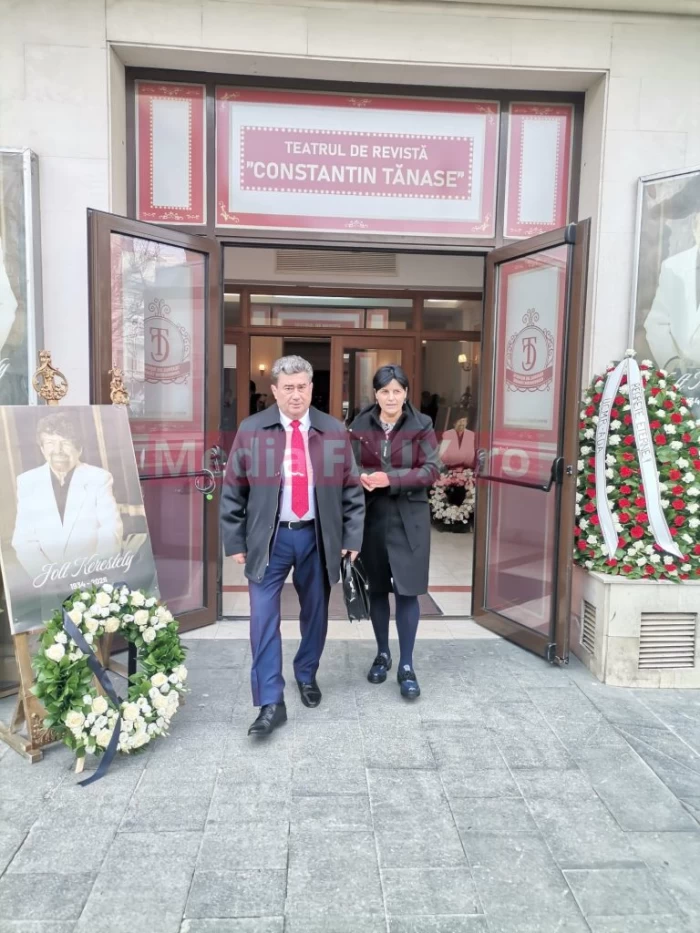 Primele imagini de la priveghiul lui Zsolt Kerestely, marele compozitor. Nume importante din lumea artistică și-au luat adio