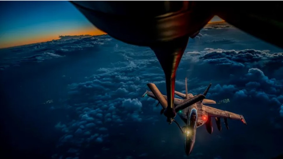 Trei avioane cisternă ale SUA au ajuns în România UPDATE Ministrul Apărării Vor veni și 400-500 de militari americani